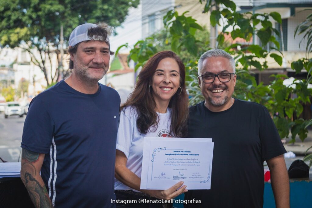 Moradores homenageiam Jardim de Infância Padre Eustáquio pelos relevantes serviços à comunidade